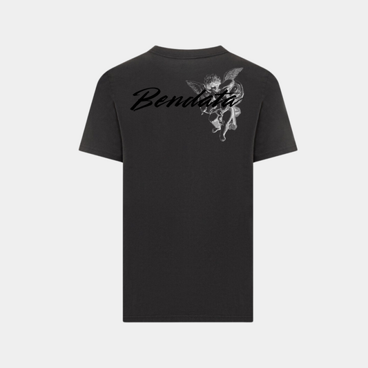 Maglietta nera streetwear con Cupido e logo Bendata, relaxed fit unisex