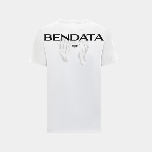 Maglietta bianca streetwear con design simbolico e vestibilità relaxed